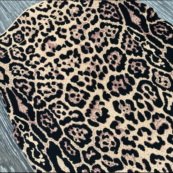 BCBG BANDAGE SKIRT - Picture 2 of 2